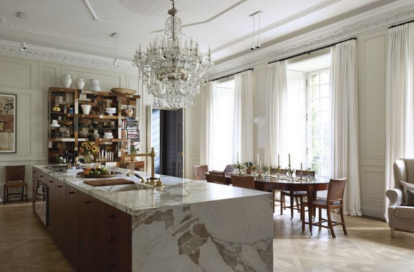 Penerangan Lampu Gantung Klasik